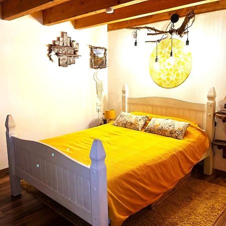 Apartamento Cozy Mini House With Beautiful Views Eygliers Exterior foto