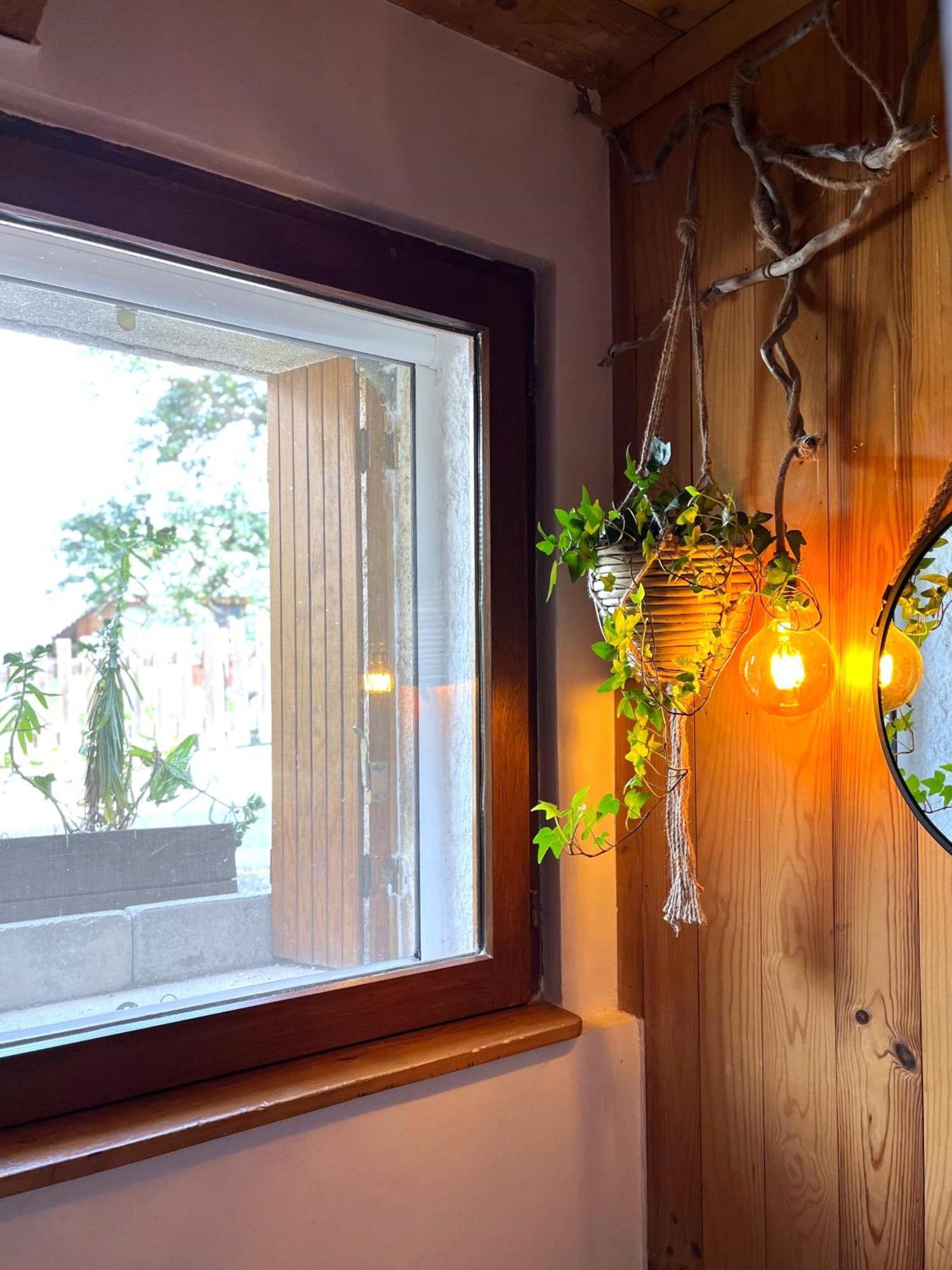Apartamento Cozy Mini House With Beautiful Views Eygliers Exterior foto