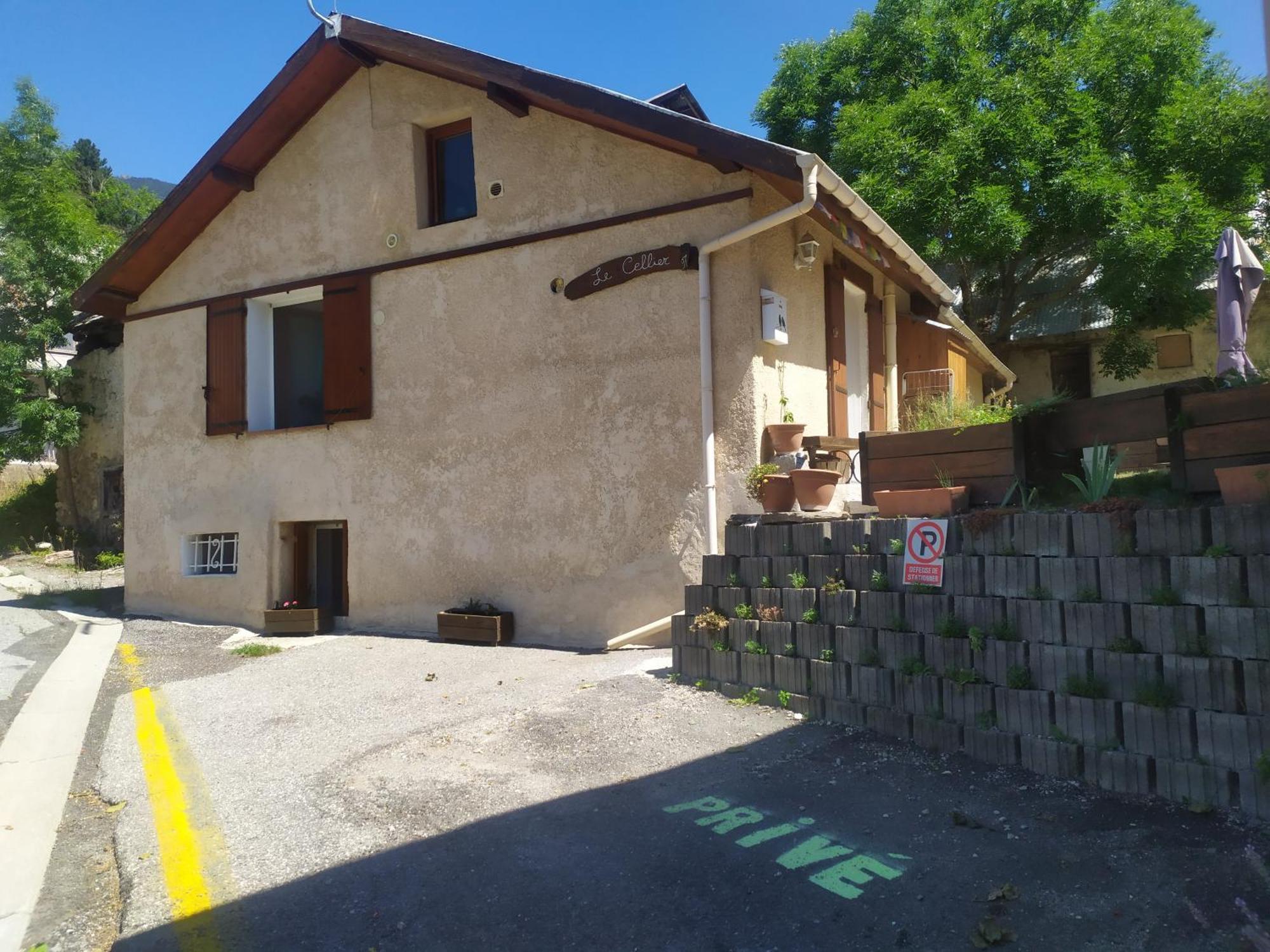 Apartamento Cozy Mini House With Beautiful Views Eygliers Exterior foto